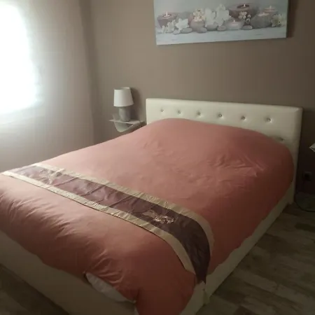 D'hotes Les Orchidees Bed & Breakfast *